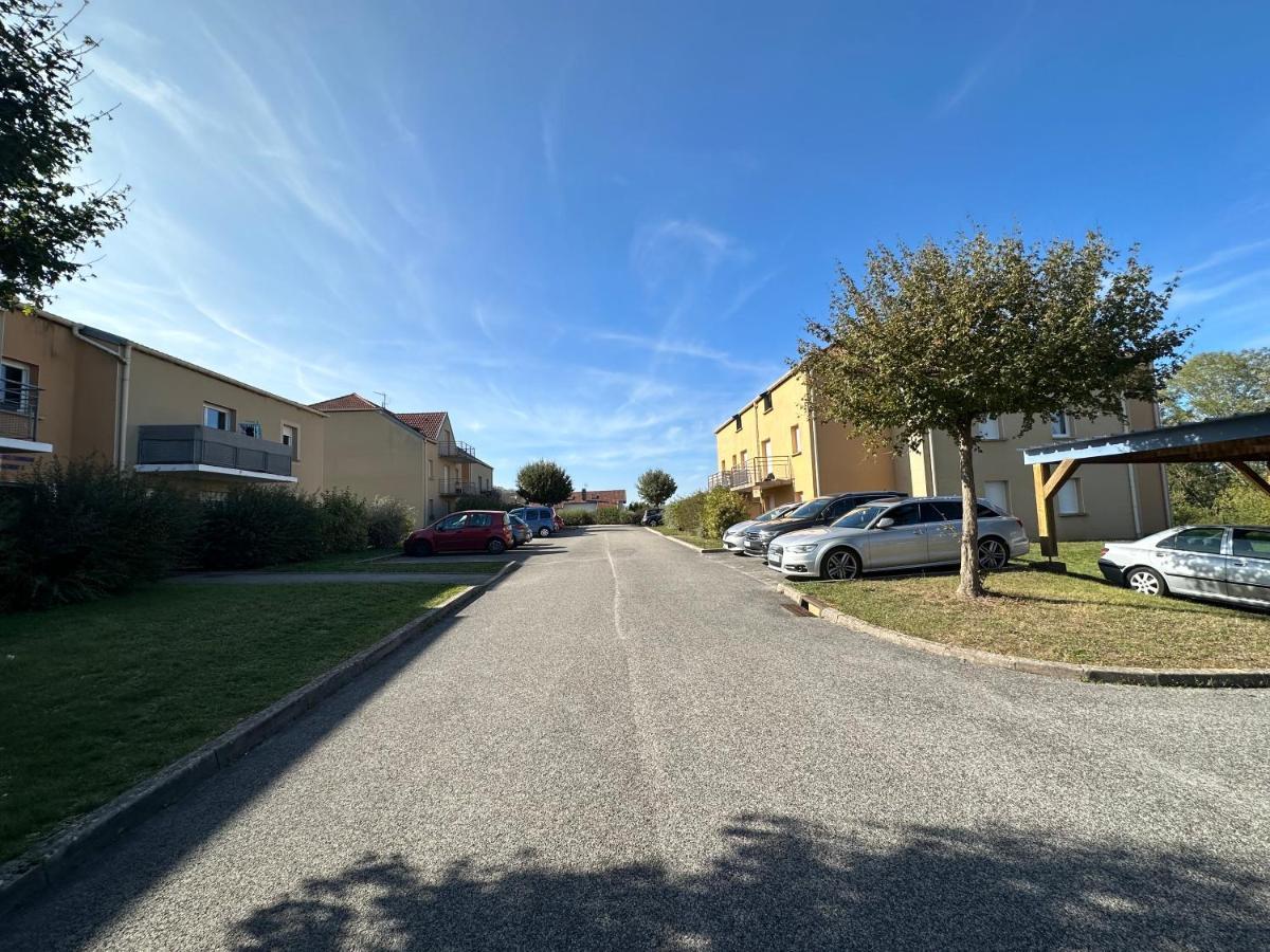 L'Evasion Verte - Parking Prive Langres Zewnętrze zdjęcie
